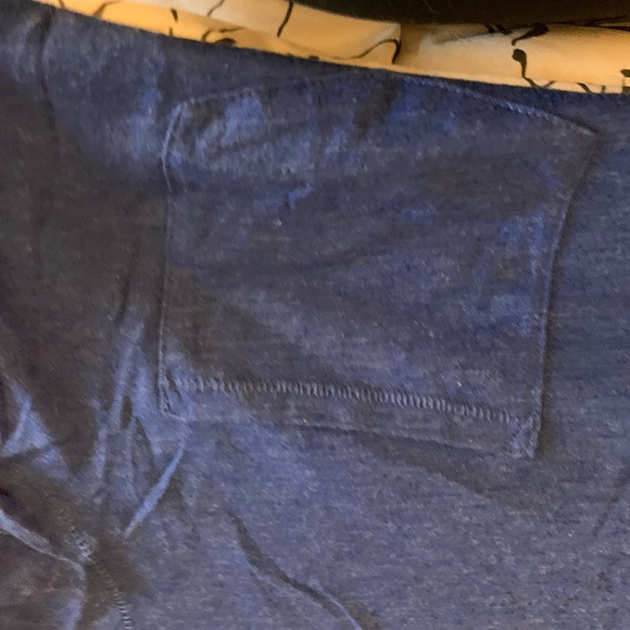 AE top - Picture 2 of 5